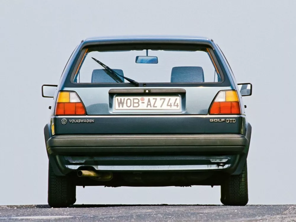 Автомобиль Volkswagen Golf II Хэтчбек (5 дверей)