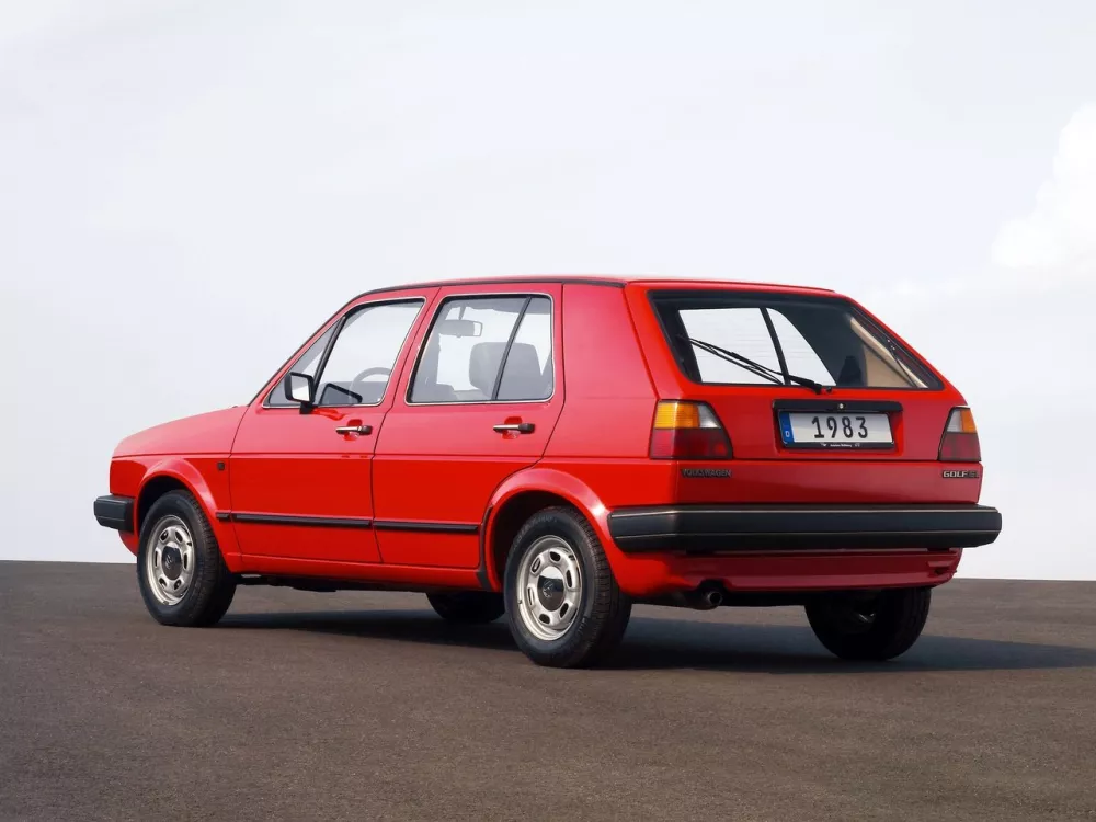 Автомобиль Volkswagen Golf II Хэтчбек (5 дверей)