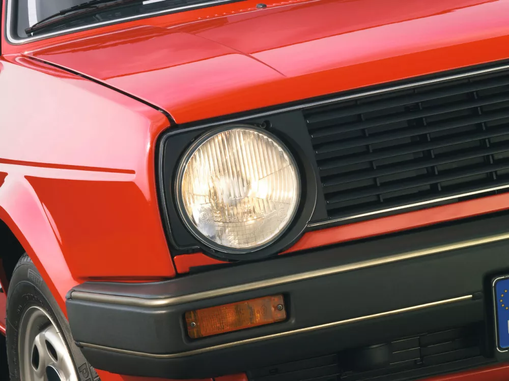 Автомобиль Volkswagen Golf II Хэтчбек (3 двери)