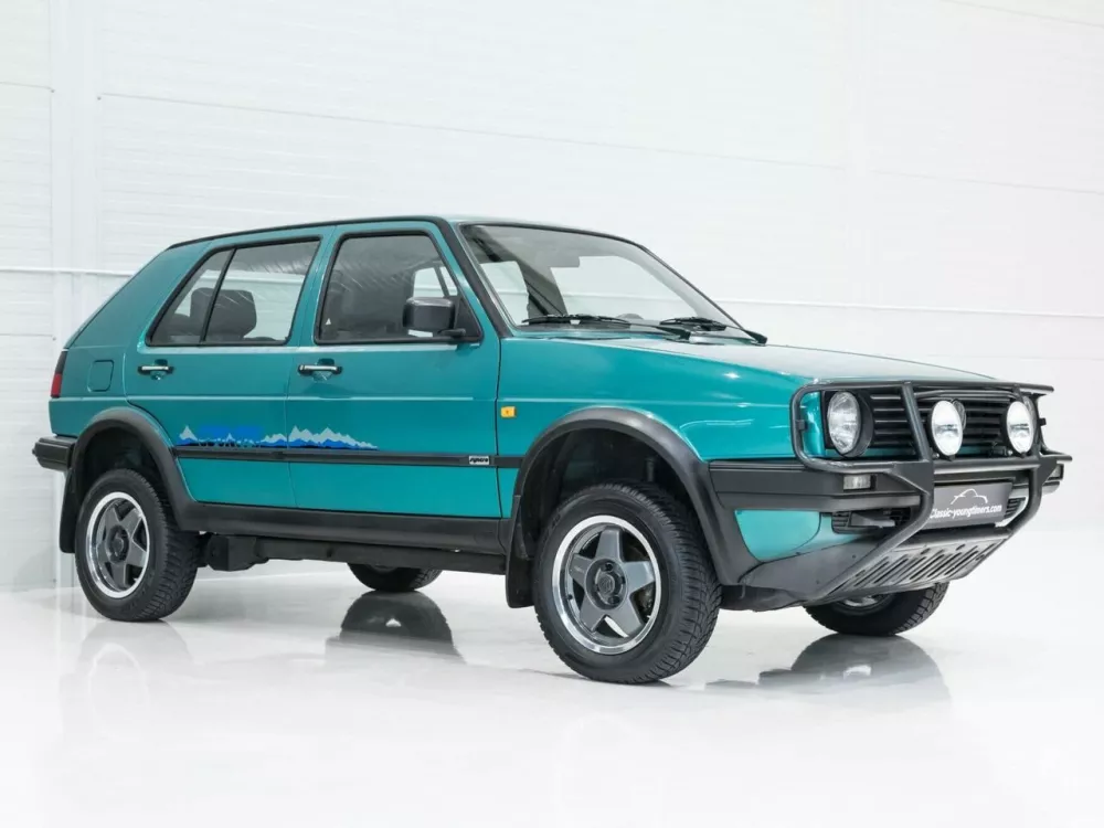 Автомобиль Volkswagen Golf II Хэтчбек (5 дверей) Country