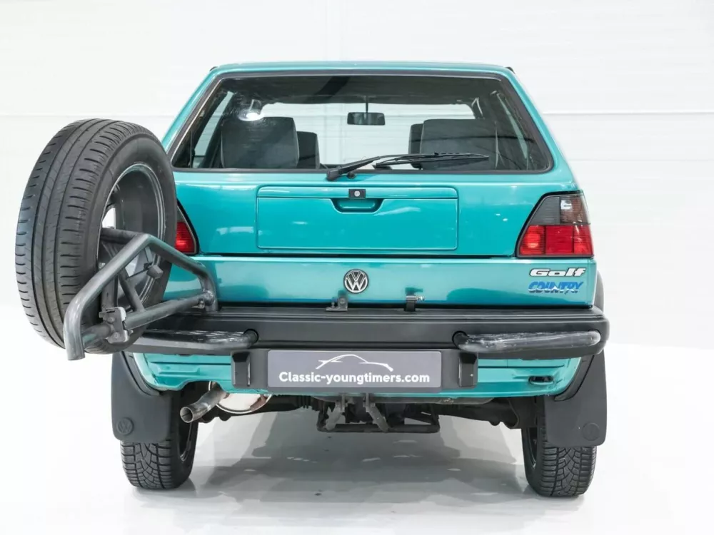 Автомобиль Volkswagen Golf II Хэтчбек (5 дверей) Country