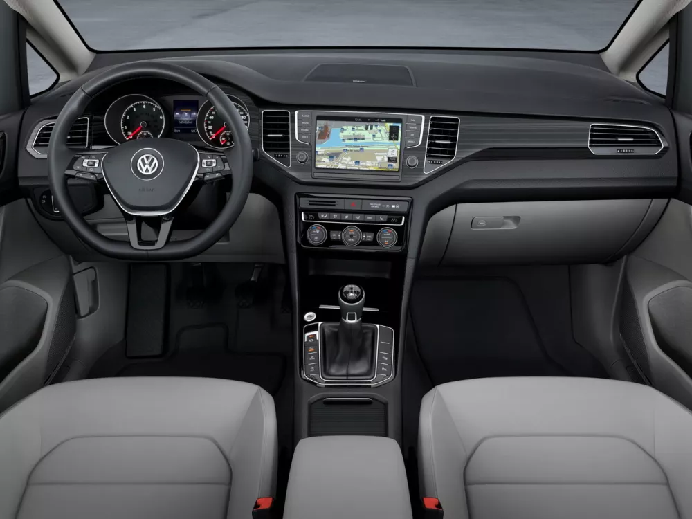 Автомобиль Volkswagen Golf Sportsvan I Компактвэн
