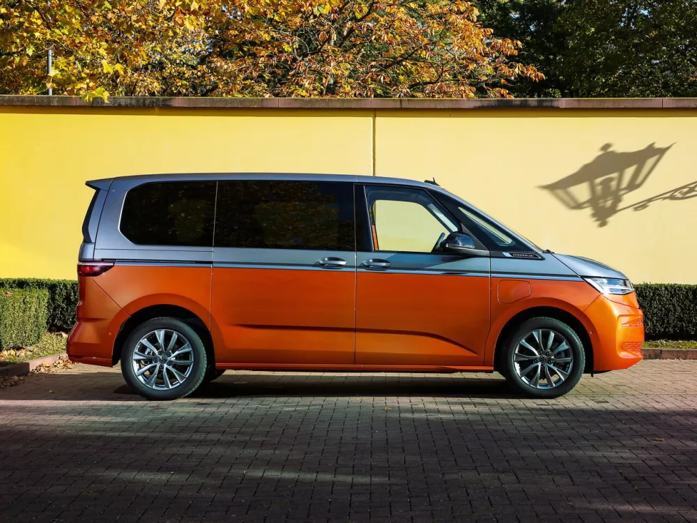 Автомобиль Volkswagen Multivan T7 Минивэн