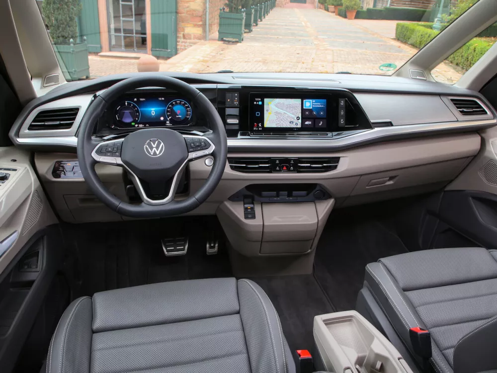 Автомобиль Volkswagen Multivan T7 Минивэн Long