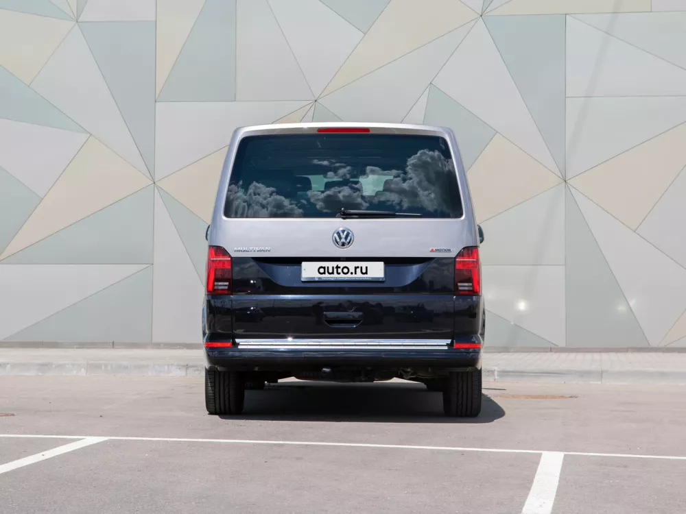 Автомобиль Volkswagen Multivan T6 Рестайлинг Минивэн