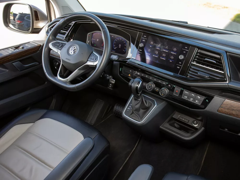 Автомобиль Volkswagen Multivan T6 Рестайлинг Минивэн