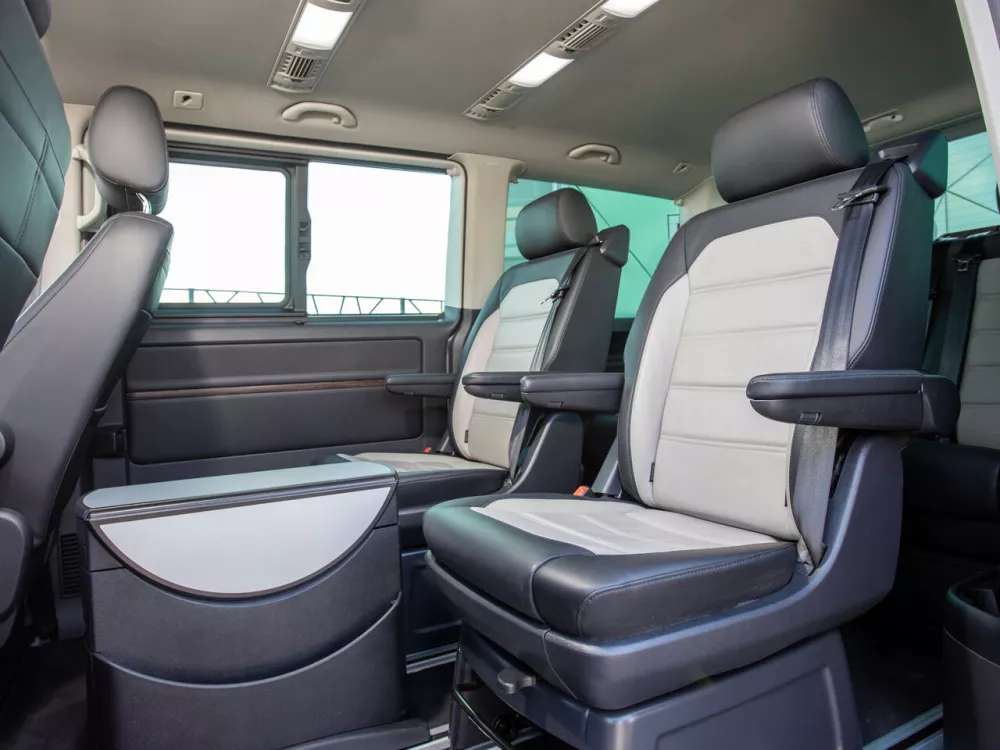 Автомобиль Volkswagen Multivan T6 Рестайлинг Минивэн