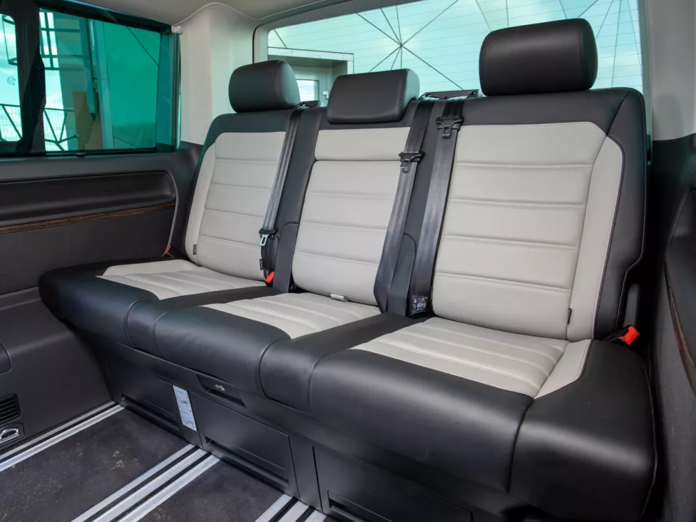 Автомобиль Volkswagen Multivan T6 Рестайлинг Минивэн
