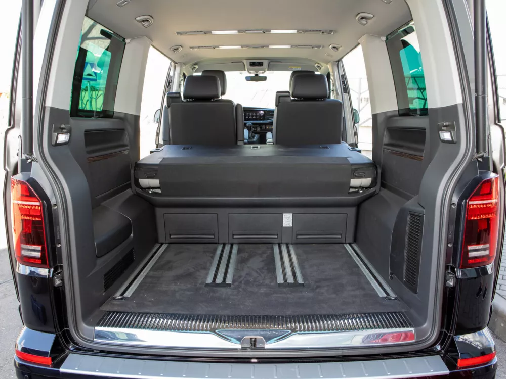 Автомобиль Volkswagen Multivan T6 Рестайлинг Минивэн