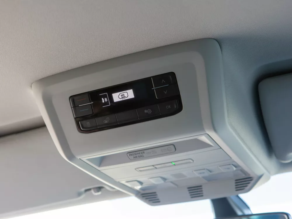 Автомобиль Volkswagen Multivan T6 Рестайлинг Минивэн