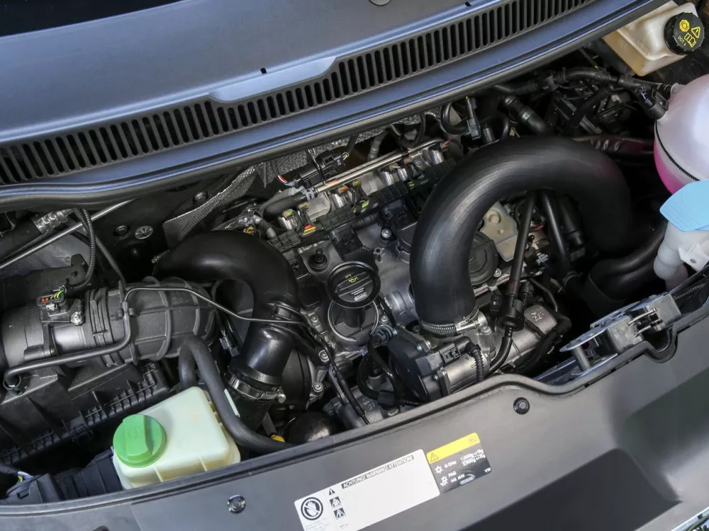 Автомобиль Volkswagen Multivan T6 Минивэн