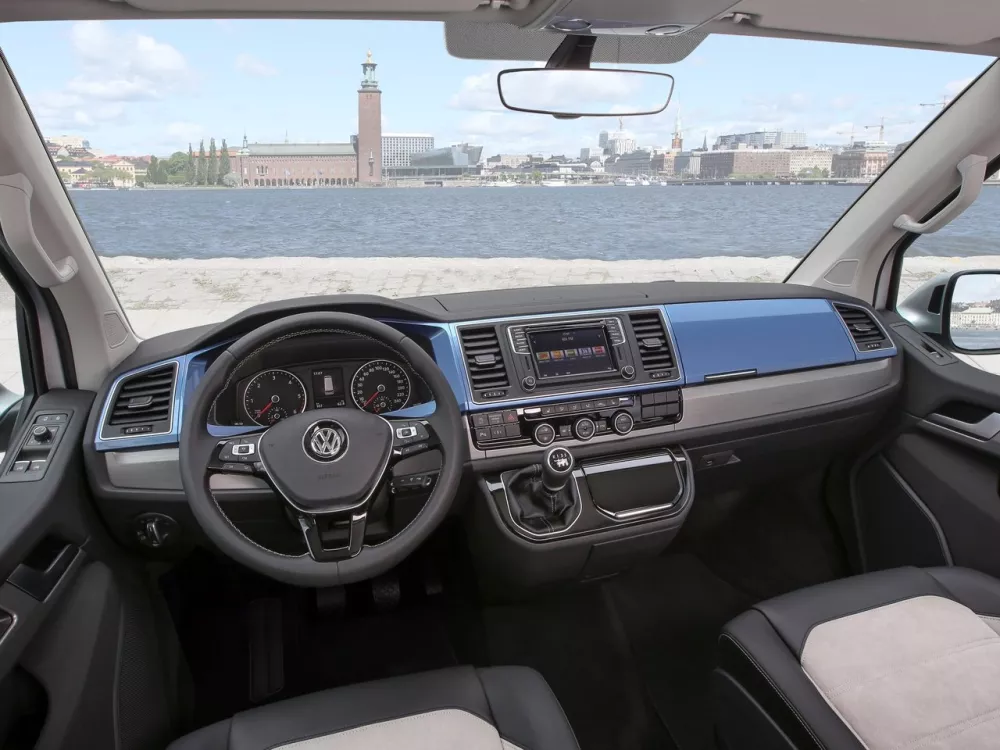 Автомобиль Volkswagen Multivan T6 Минивэн Long