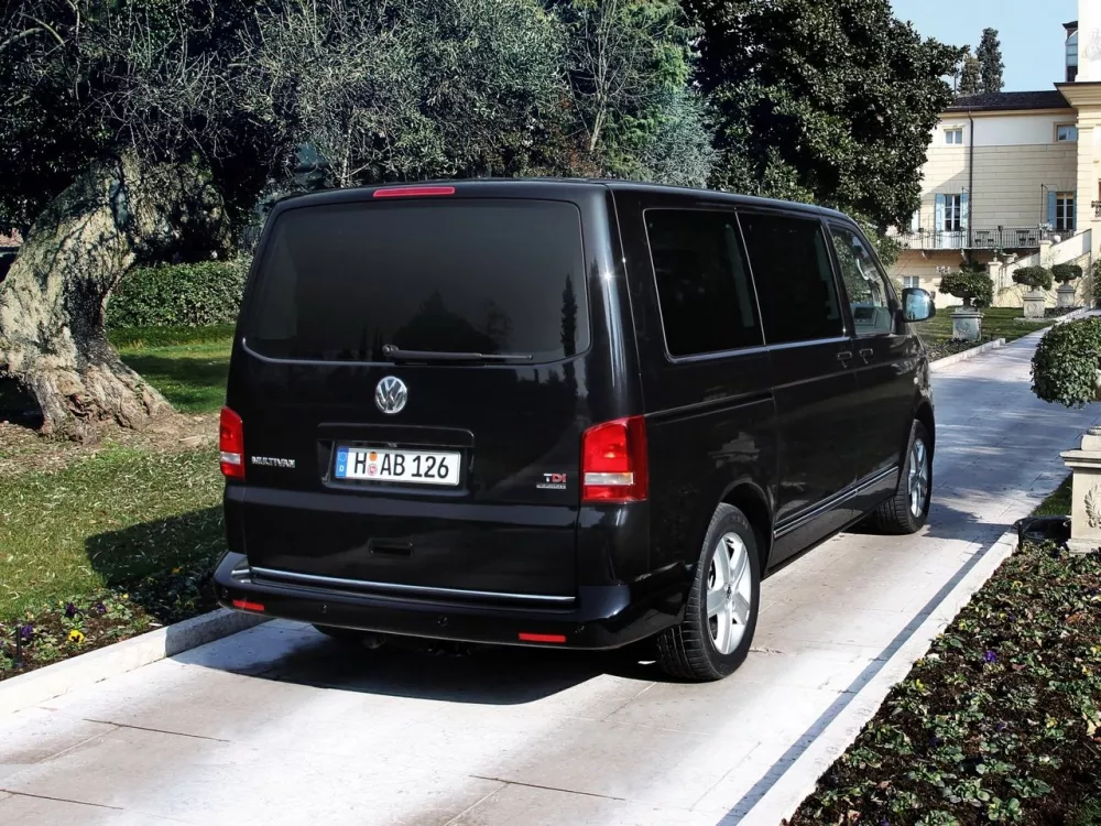 Автомобиль Volkswagen Multivan T5 Рестайлинг Минивэн