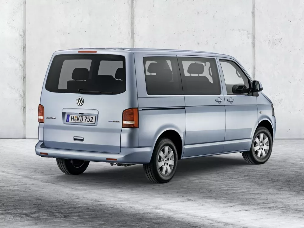 Автомобиль Volkswagen Multivan T5 Рестайлинг Минивэн