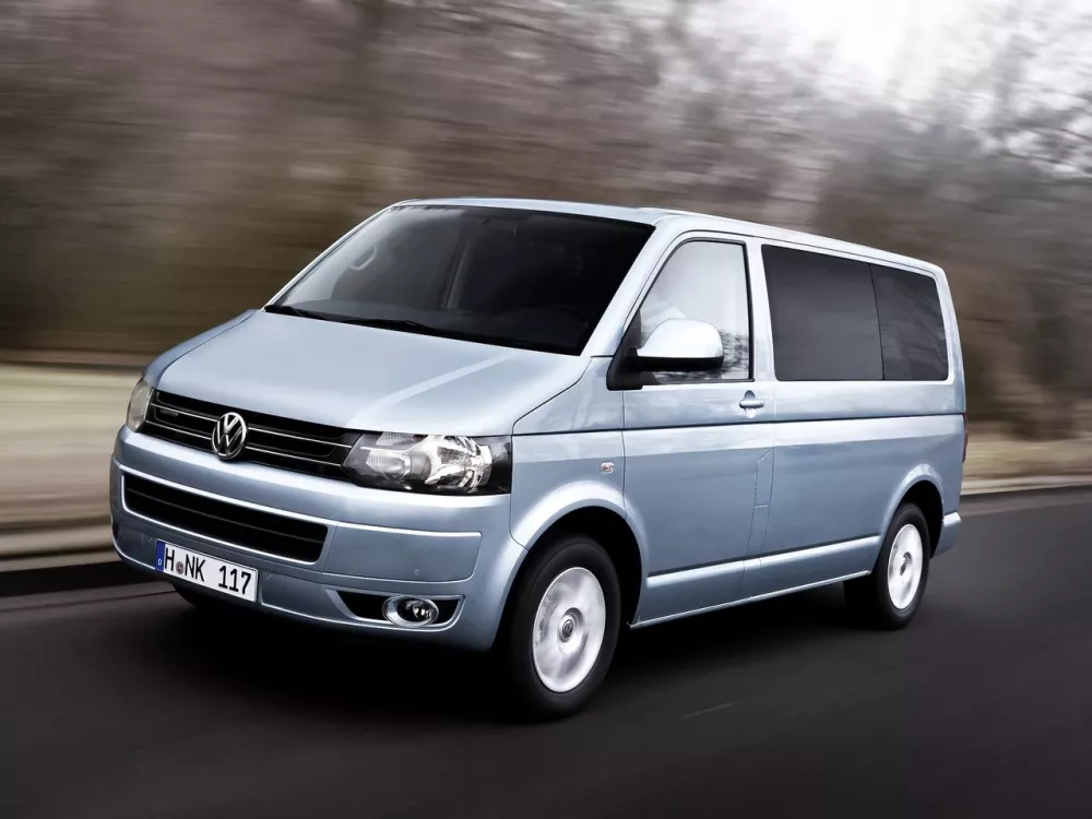 Автомобиль Volkswagen Multivan T5 Рестайлинг Минивэн Long