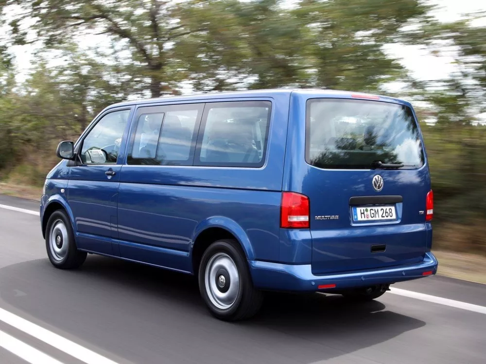 Автомобиль Volkswagen Multivan T5 Рестайлинг Минивэн Long