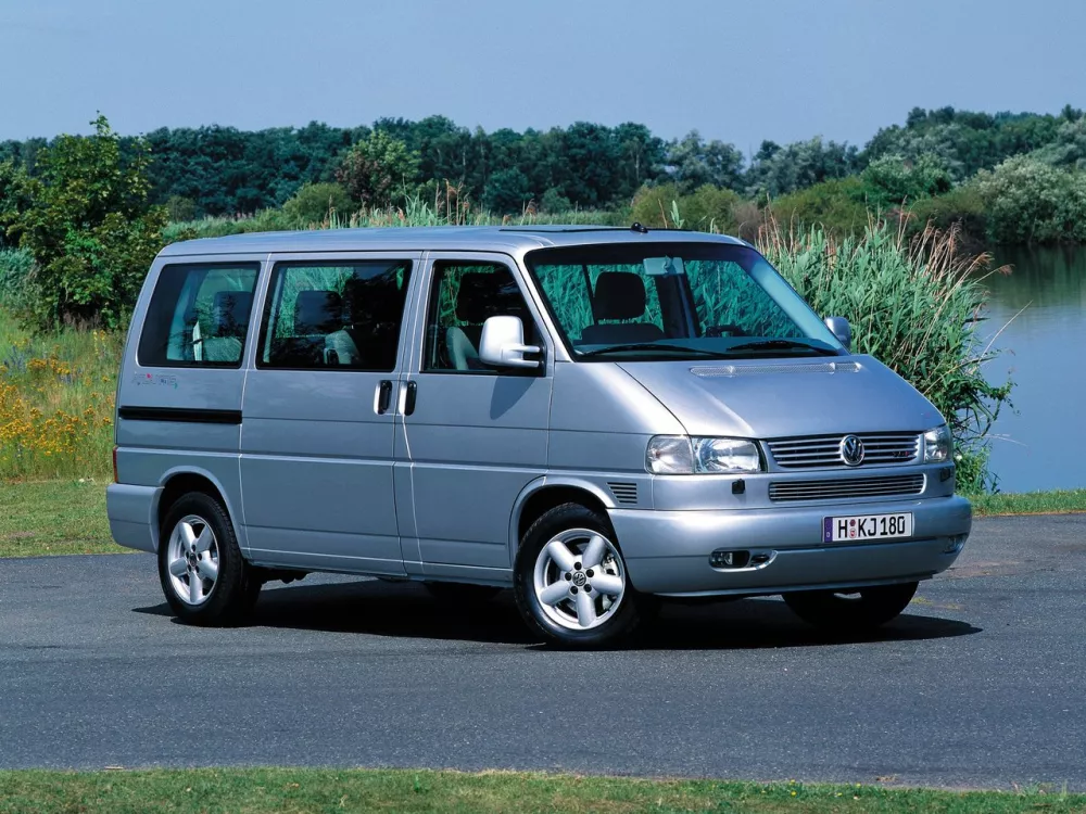 Автомобиль Volkswagen Multivan T4 Минивэн