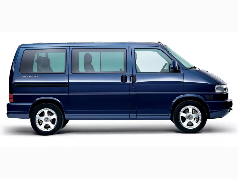 Автомобиль Volkswagen Multivan T4 Минивэн