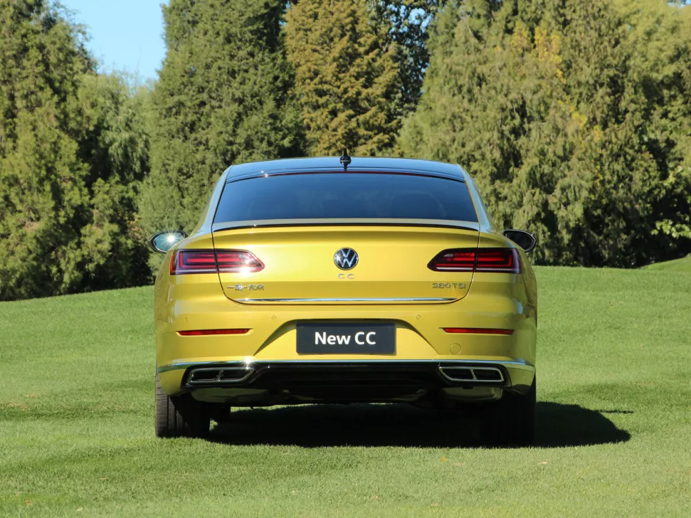 Автомобиль Volkswagen Passat CC II Рестайлинг Лифтбек