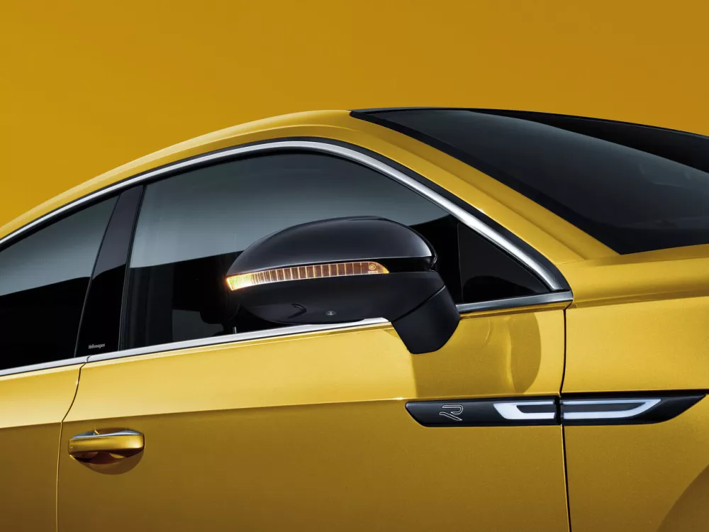 Автомобиль Volkswagen Passat CC II Рестайлинг Лифтбек
