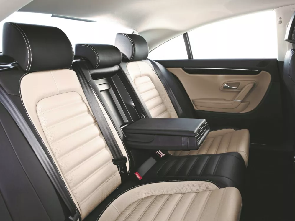 Автомобиль Volkswagen Passat CC I Рестайлинг Седан