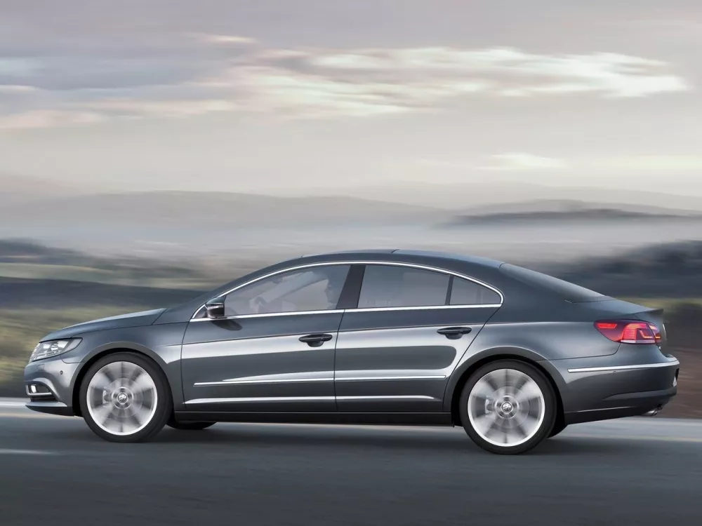 Автомобиль Volkswagen Passat CC I Рестайлинг Седан
