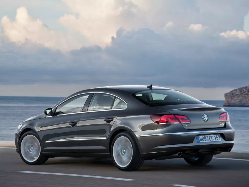Автомобиль Volkswagen Passat CC I Рестайлинг Седан