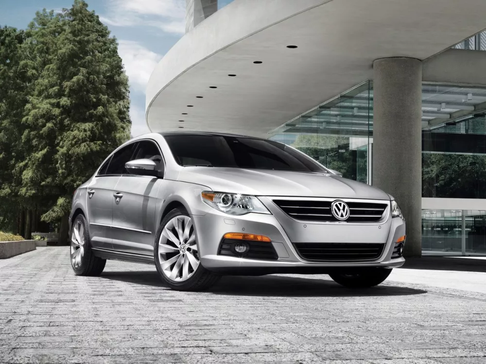 Автомобиль Volkswagen Passat CC I Седан