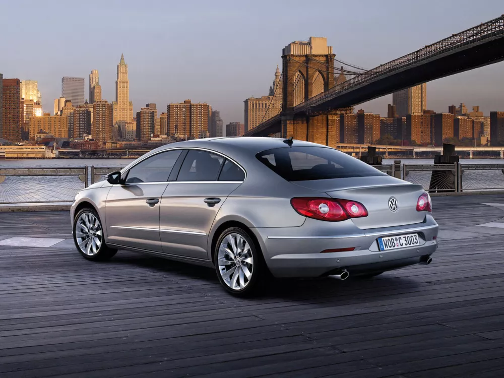 Автомобиль Volkswagen Passat CC I Седан