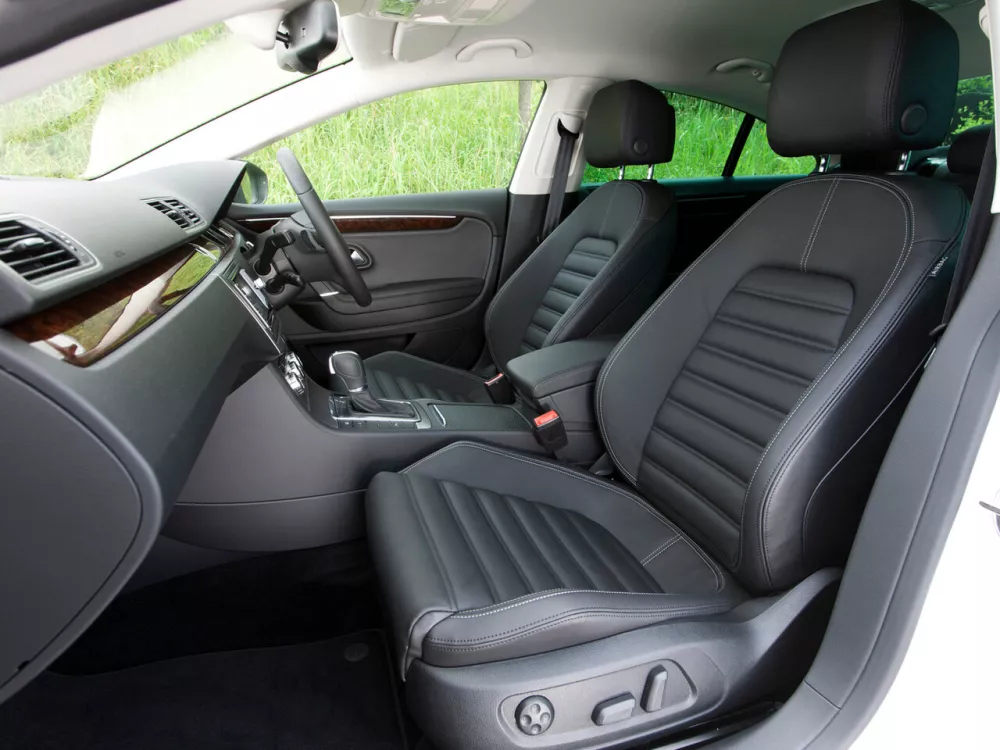 Автомобиль Volkswagen Passat CC I Рестайлинг Седан