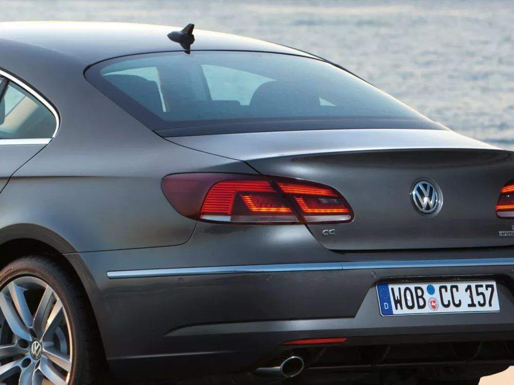Автомобиль Volkswagen Passat CC I Рестайлинг Седан