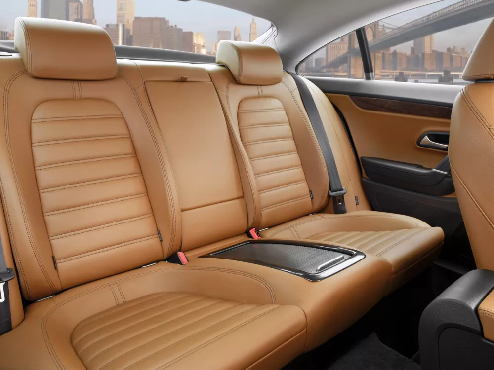 Автомобиль Volkswagen Passat CC I Седан