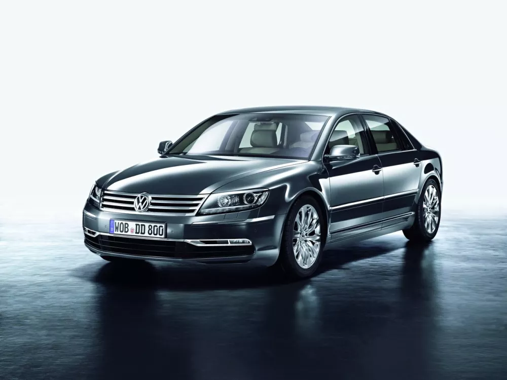 Автомобиль Volkswagen Phaeton I Рестайлинг Седан Long