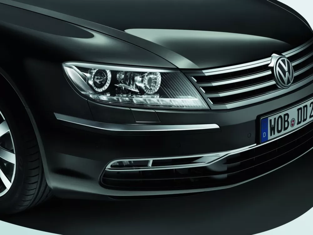 Автомобиль Volkswagen Phaeton I Рестайлинг Седан Long