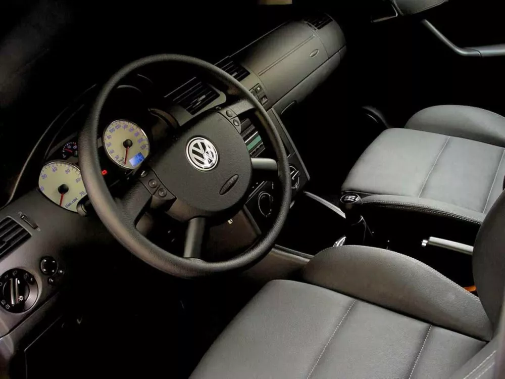 Автомобиль Volkswagen Pointer Хэтчбек (5 дверей)