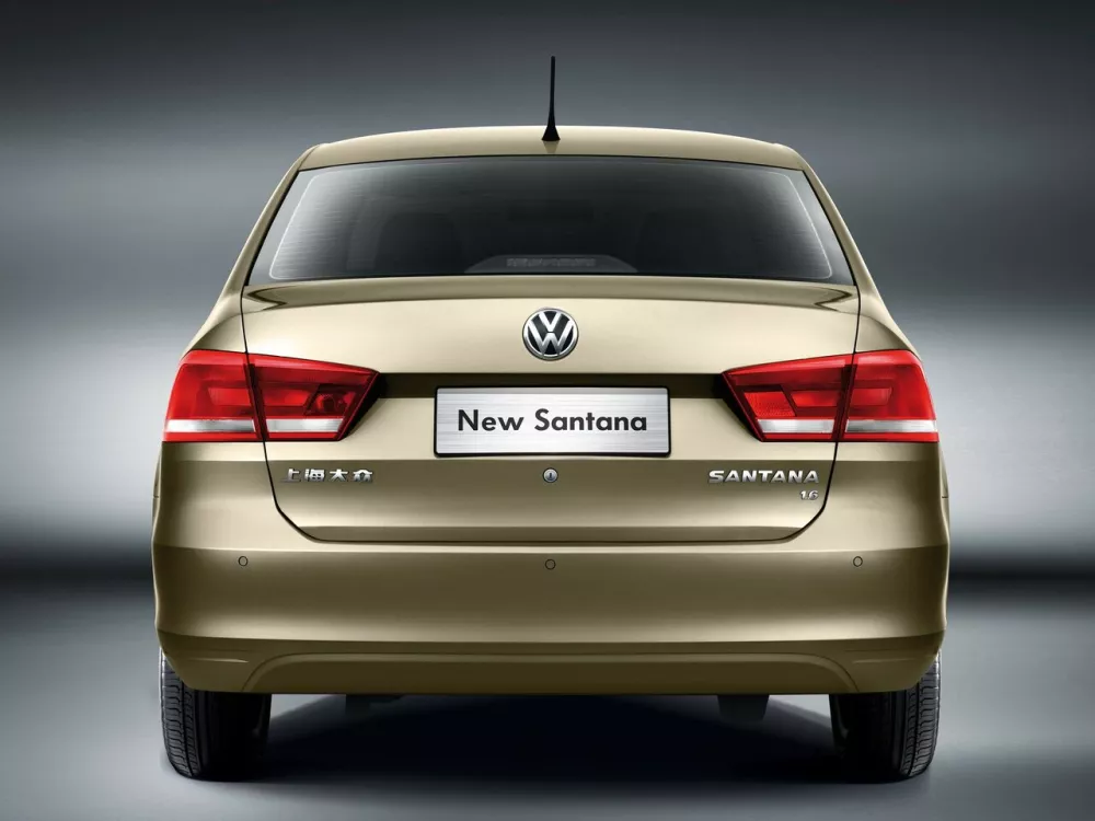 Автомобиль Volkswagen Santana III Седан