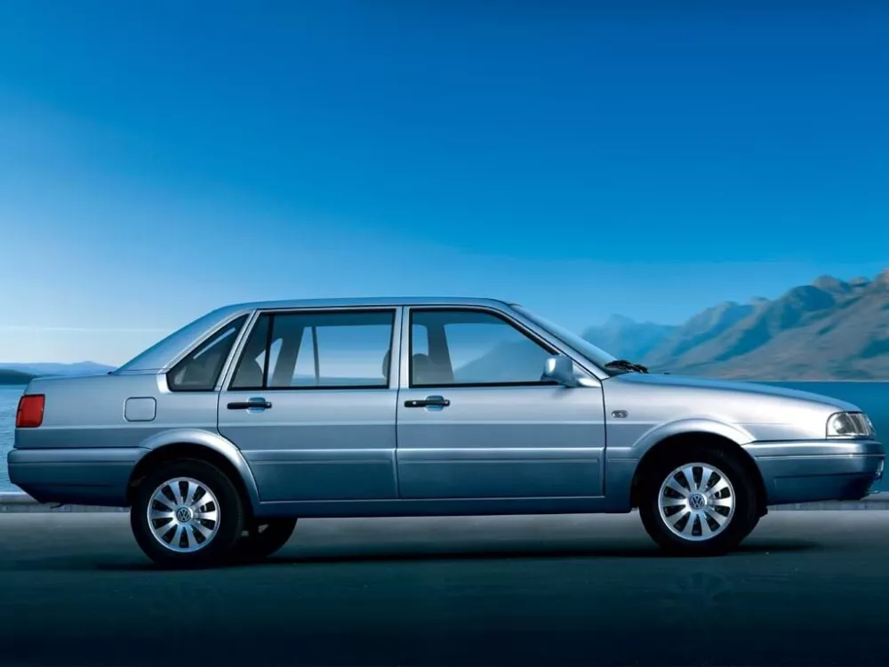 Автомобиль Volkswagen Santana II Седан