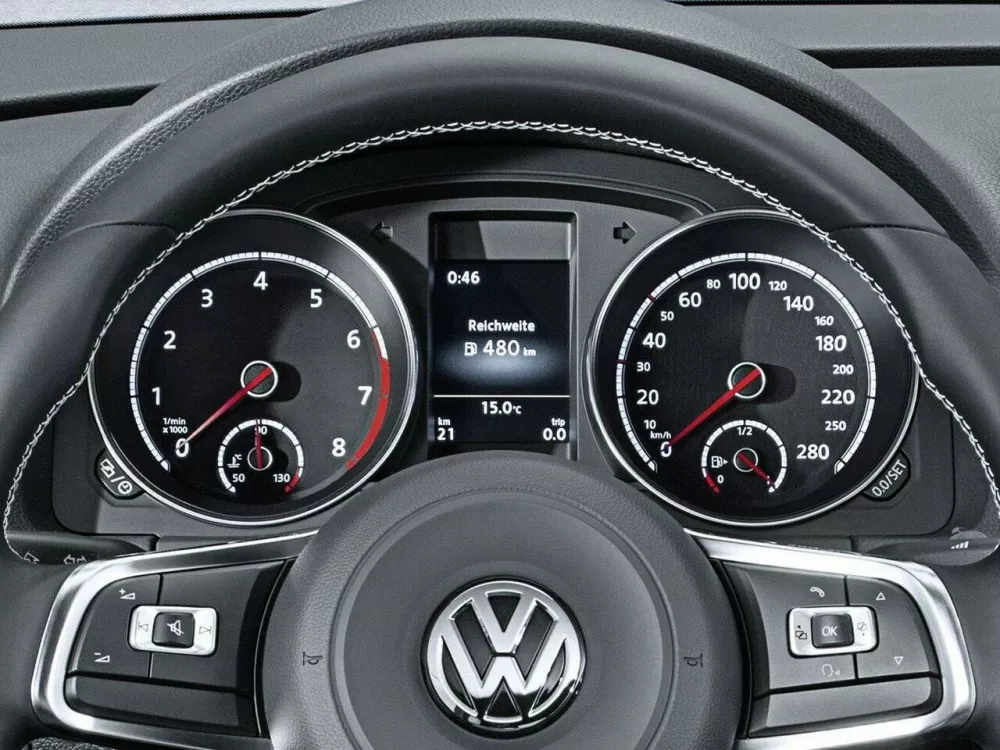 Автомобиль Volkswagen Scirocco III Рестайлинг Хэтчбек (3 двери)
