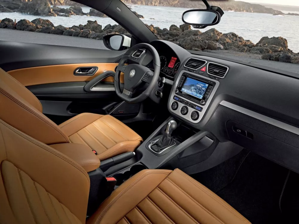 Автомобиль Volkswagen Scirocco III Хэтчбек (3 двери)