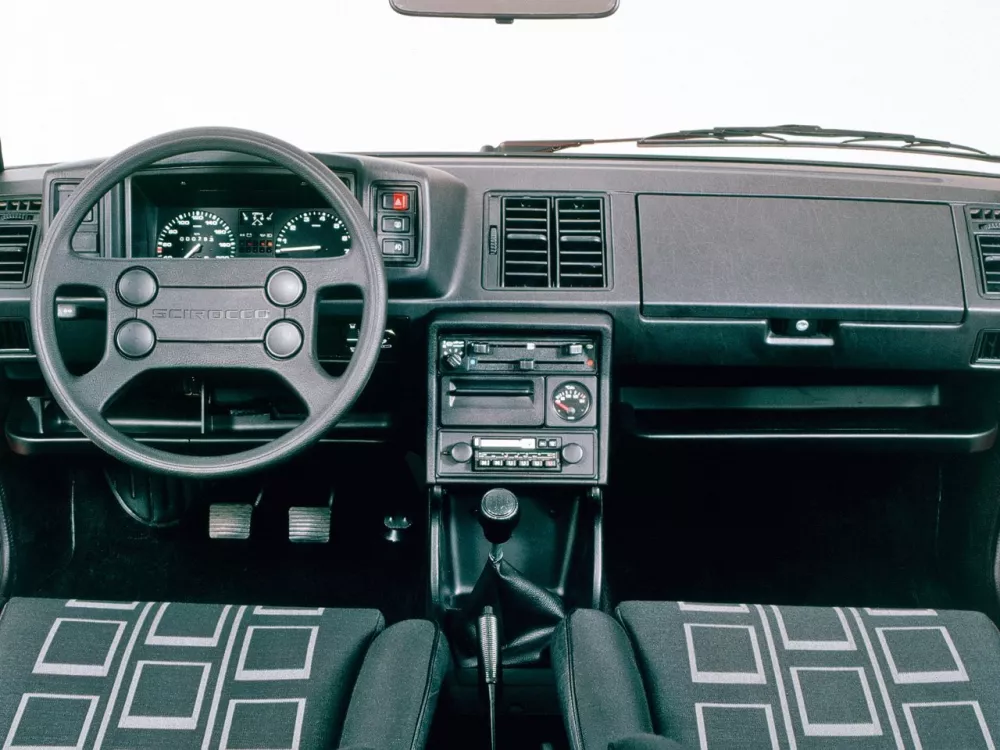 Автомобиль Volkswagen Scirocco II Хэтчбек (3 двери)