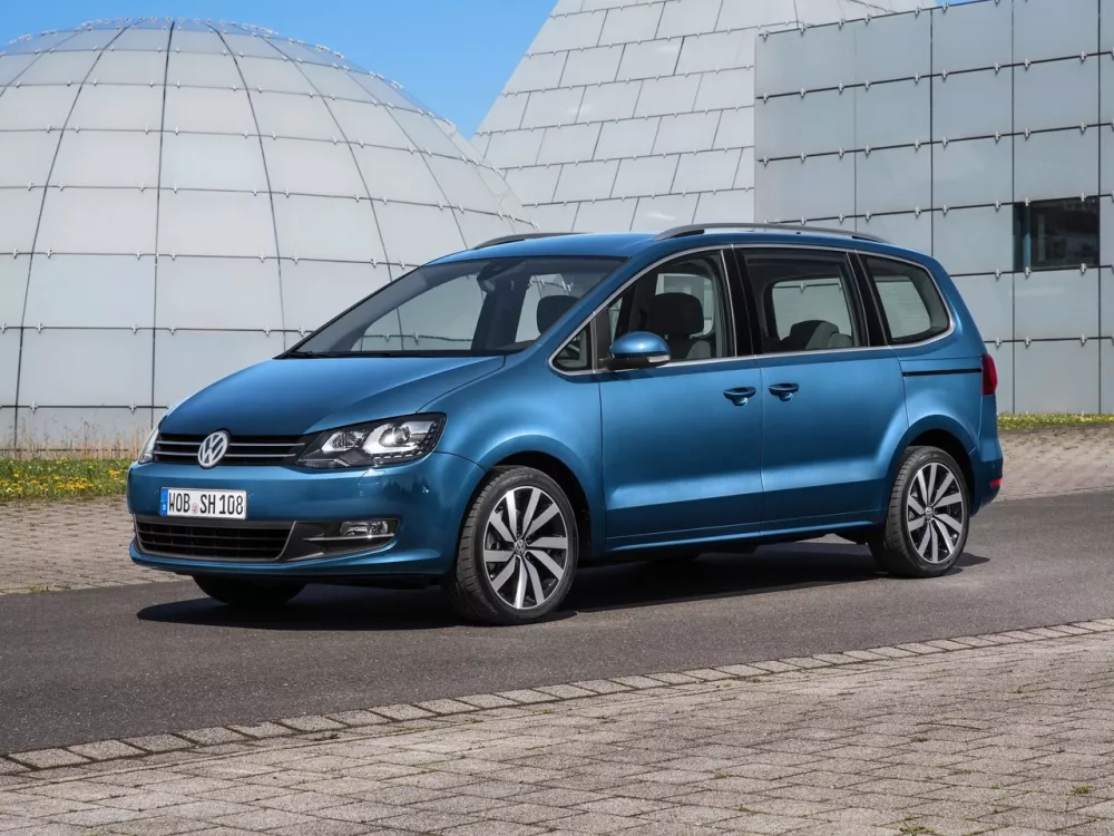 Автомобиль Volkswagen Sharan II Рестайлинг Минивэн