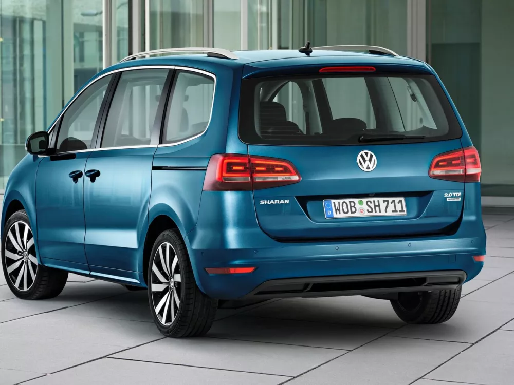 Автомобиль Volkswagen Sharan II Рестайлинг Минивэн