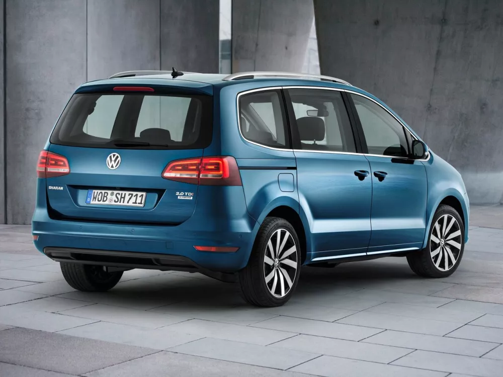 Автомобиль Volkswagen Sharan II Рестайлинг Минивэн