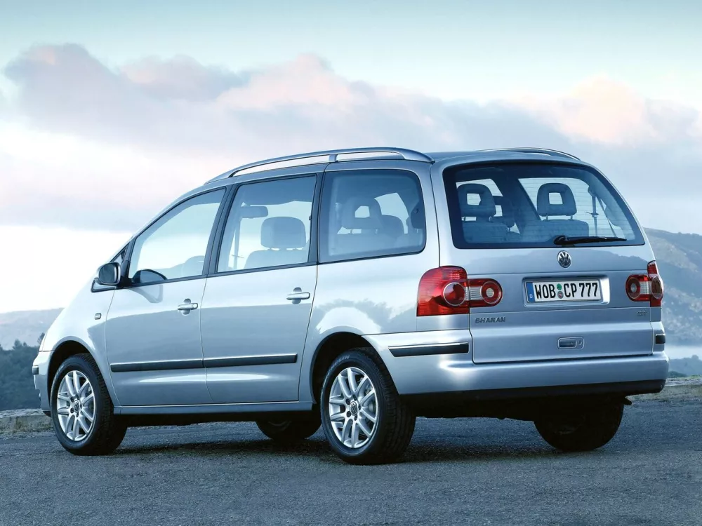 Автомобиль Volkswagen Sharan I Рестайлинг 2 Минивэн