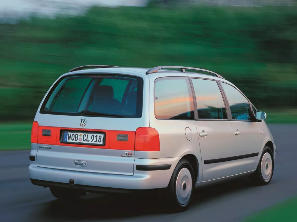 Автомобиль Volkswagen Sharan I Рестайлинг Минивэн