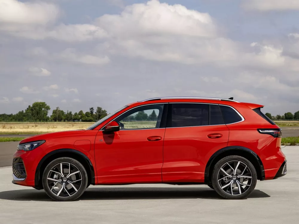 Автомобиль Volkswagen Tiguan III Внедорожник (5 дверей)