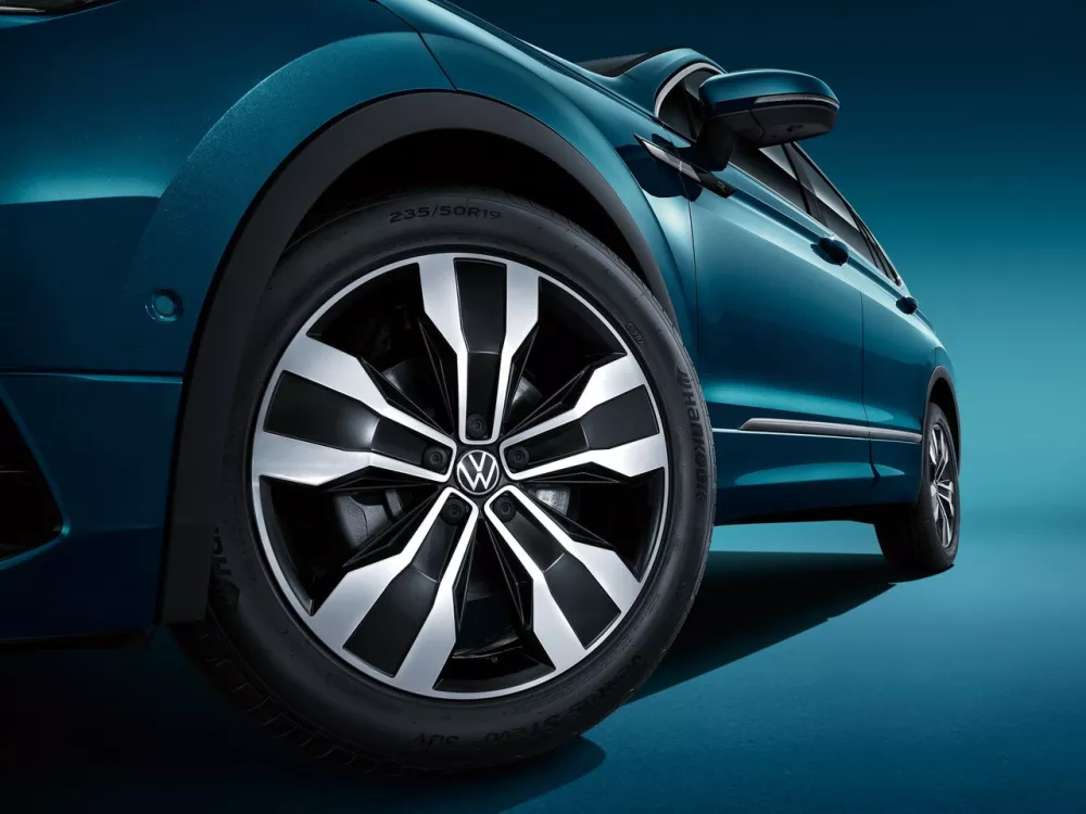 Автомобиль Volkswagen Tiguan II Рестайлинг (China Market) Внедорожник (5 дверей) L