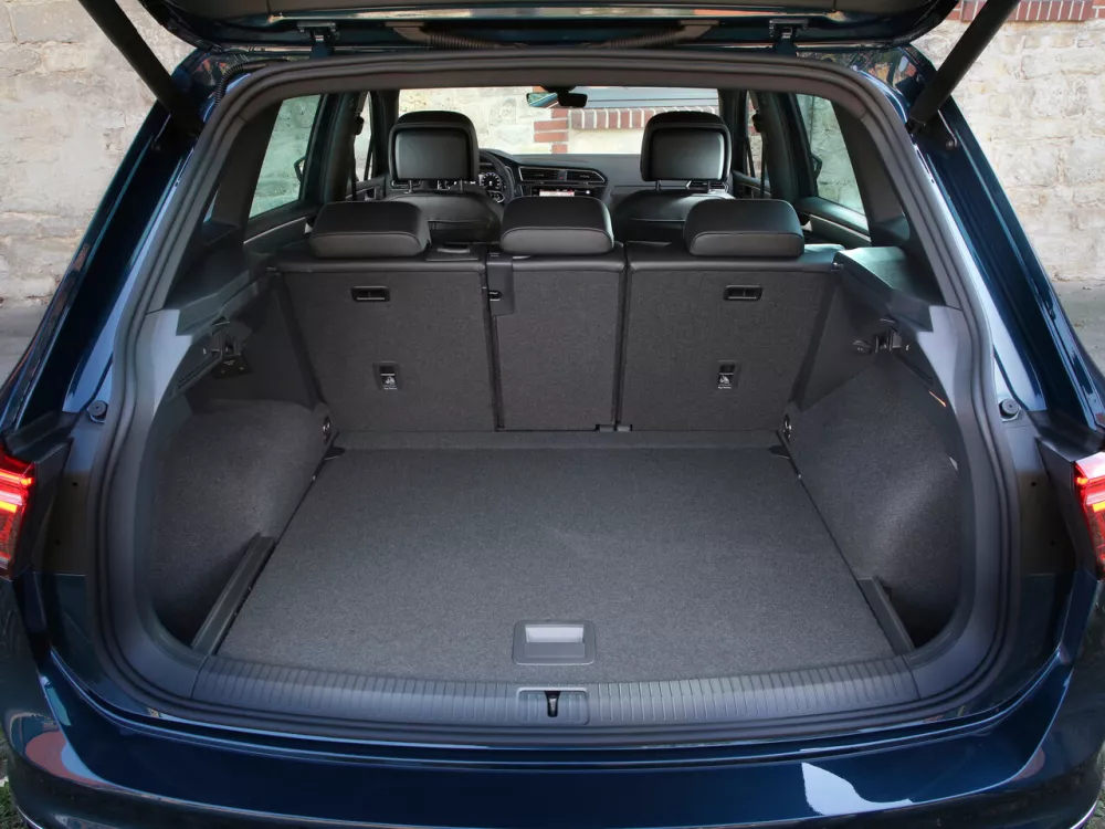 Автомобиль Volkswagen Tiguan II Рестайлинг Внедорожник (5 дверей)