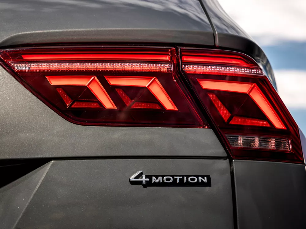 Автомобиль Volkswagen Tiguan II Рестайлинг Внедорожник (5 дверей)