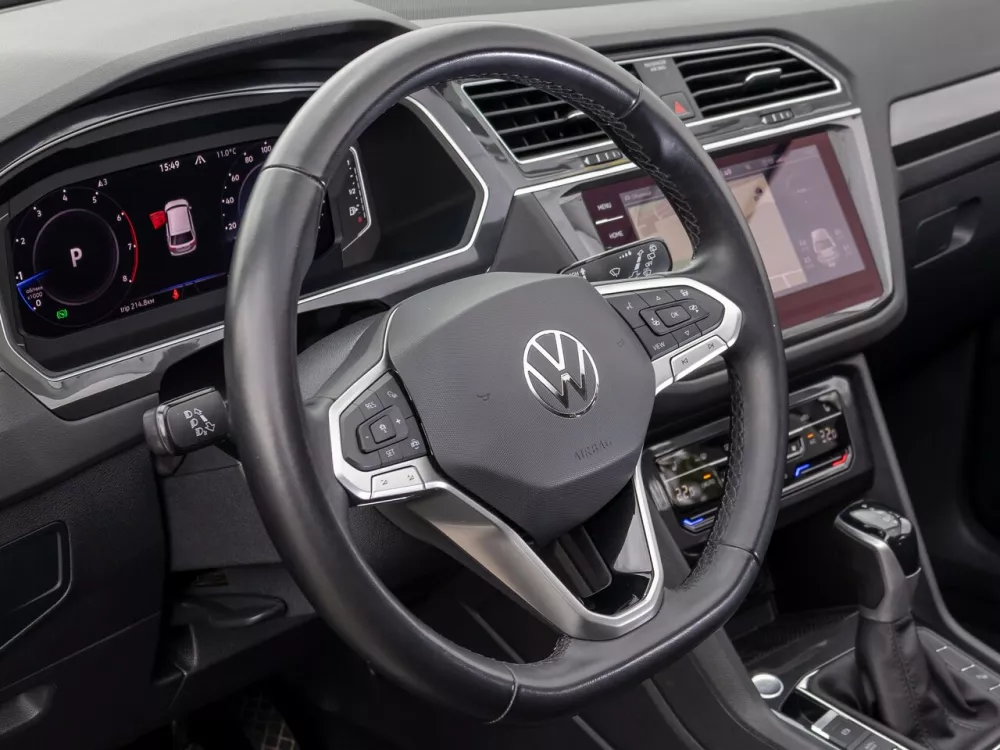 Автомобиль Volkswagen Tiguan II Рестайлинг Внедорожник (5 дверей)